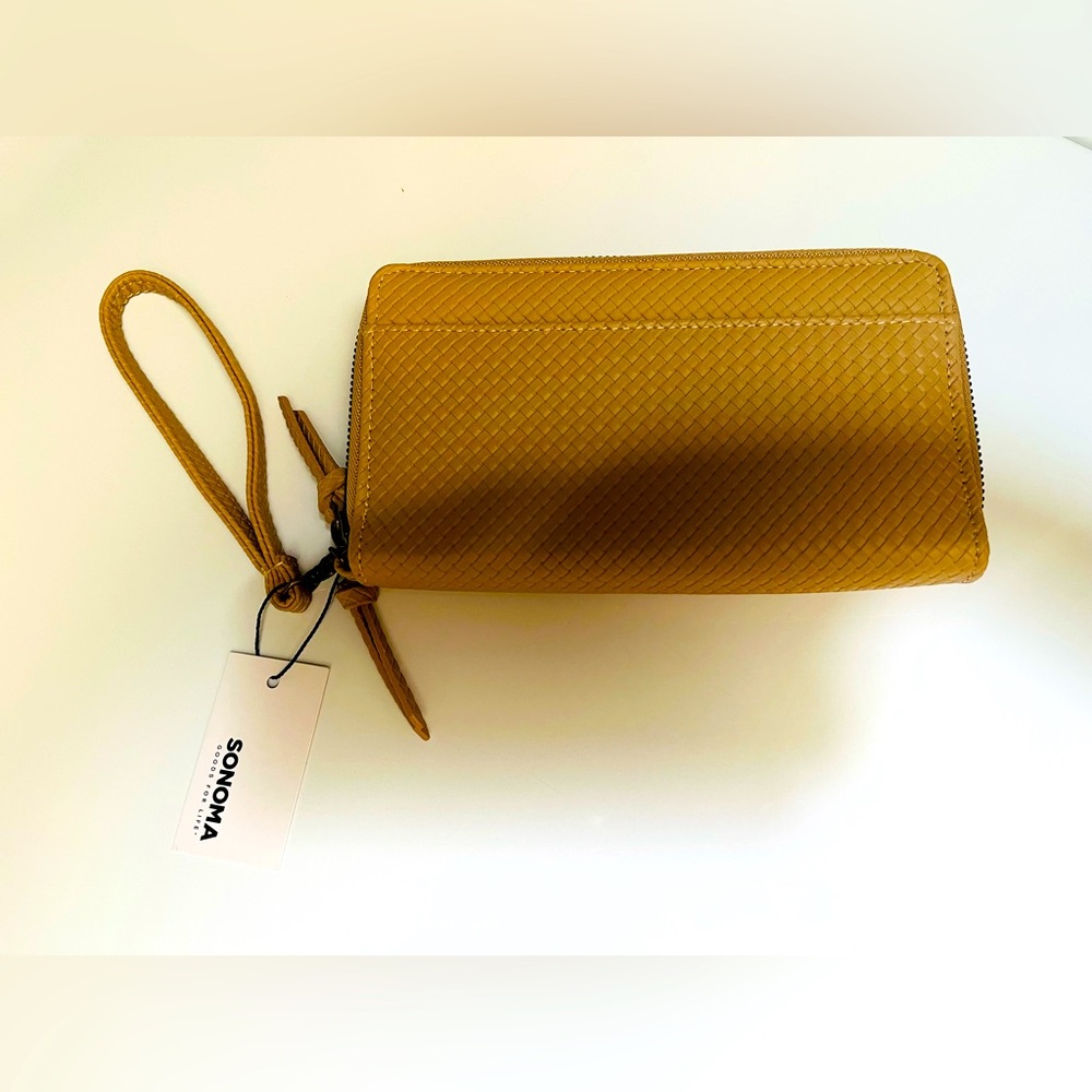 Brand New With Tags Sonoma Goods For Life Woven Taupe Eileen Double Zip Wristlet